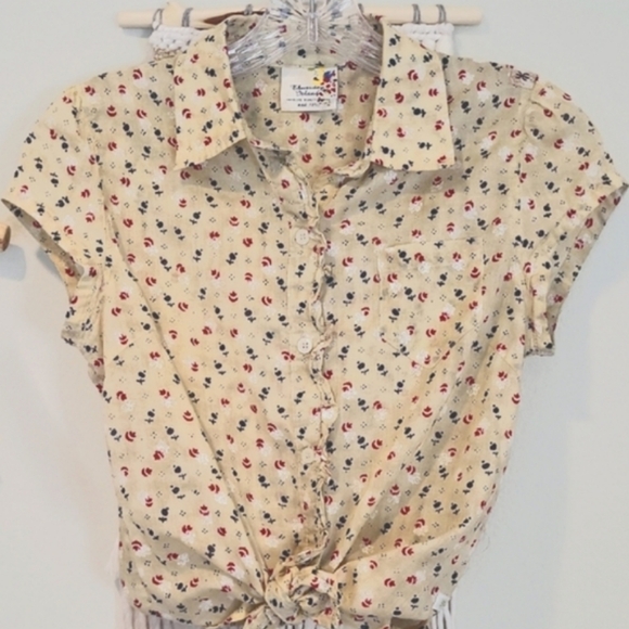 Thursday Island Tops - Thursday Island Creamy Tan Floral Cap Sleeve Ruffle Detail Button-up Shirt, XS